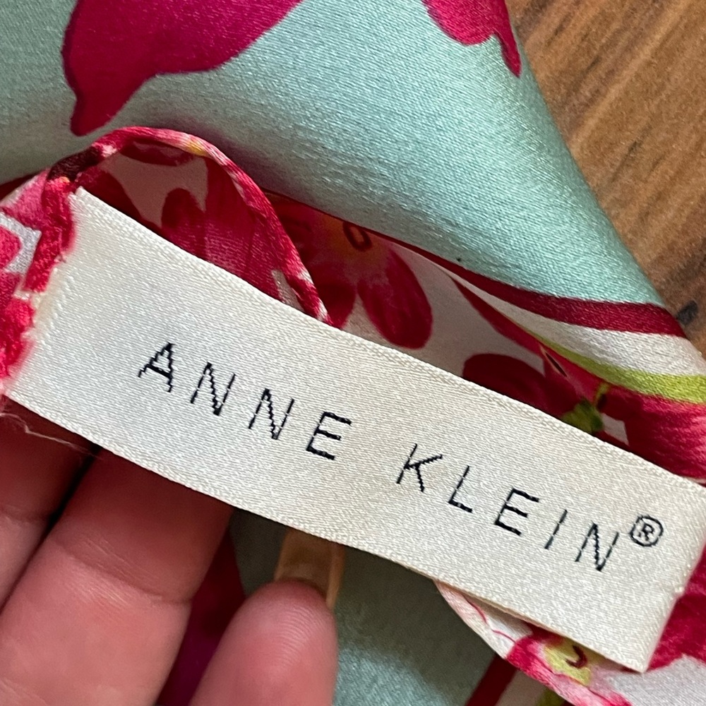 Anne Klein 100% Silk Floral Scarf Light Turquoise Pink Green 35”x35” - Picture 6 of 7